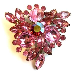 Vtg Unsigned Beaux Jewels Pink AB Layered Prong Navette Rivets  Pin Brooch